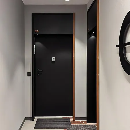 Apartamento Loft Near The Old Town Parking & Balcony By Renters *
