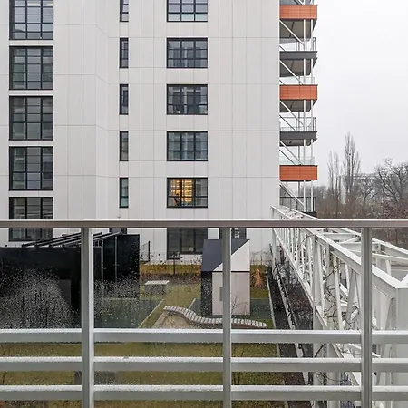 Loft Near The Old Town Parking & Balcony By Renters Apartamento Gdańsk