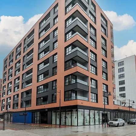 Loft Near The Old Town Parking & Balcony By Renters *