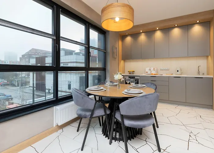 Διαμέρισμα Loft Near The Old Town Parking & Balcony By Renters Γκντανσκ