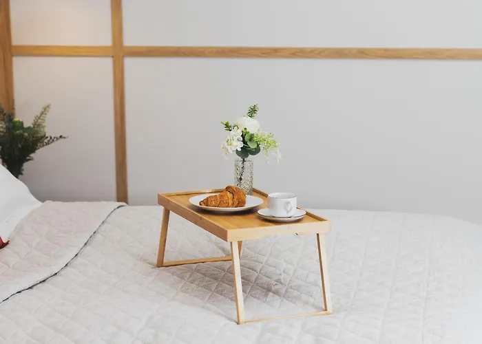 Loft Near The Old Town Parking & Balcony By Renters Apartment