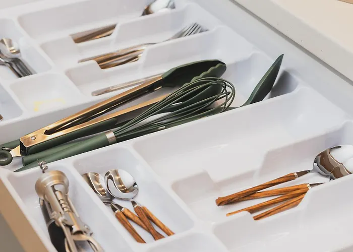 Loft Near The Old Town Parking & Balcony By Renters Apartment *