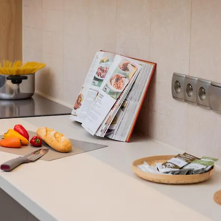 Апартаменты Loft Near The Old Town Parking & Balcony By Renters Гданьск