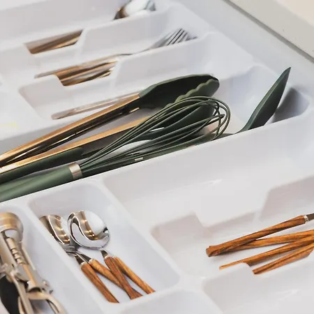 Loft Near The Old Town Parking & Balcony By Renters Апартаменты *